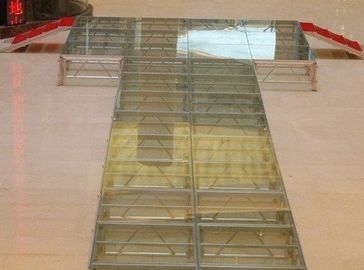 4 Level 1.22*1.22M Size  Adjustable Alumimum Stage, Aluminum Glass Stage With 18mm Glass For Fashion Show